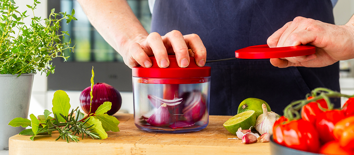 Manuální sekáček KitchenAid– 830 ml královsky červený pp1